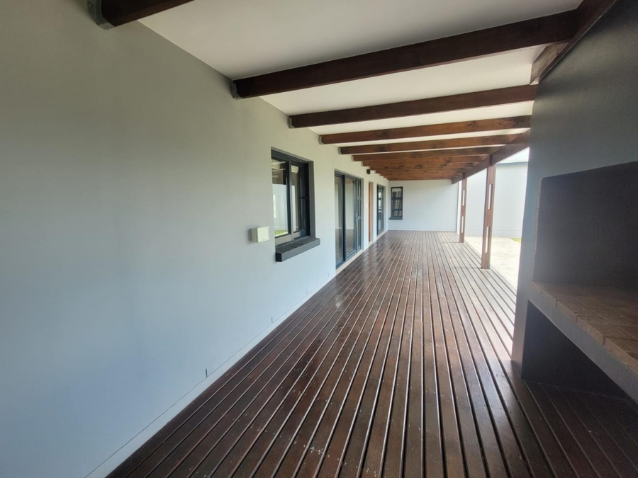 3 Bedroom Property for Sale in Kraaibosch Country Estate Western Cape